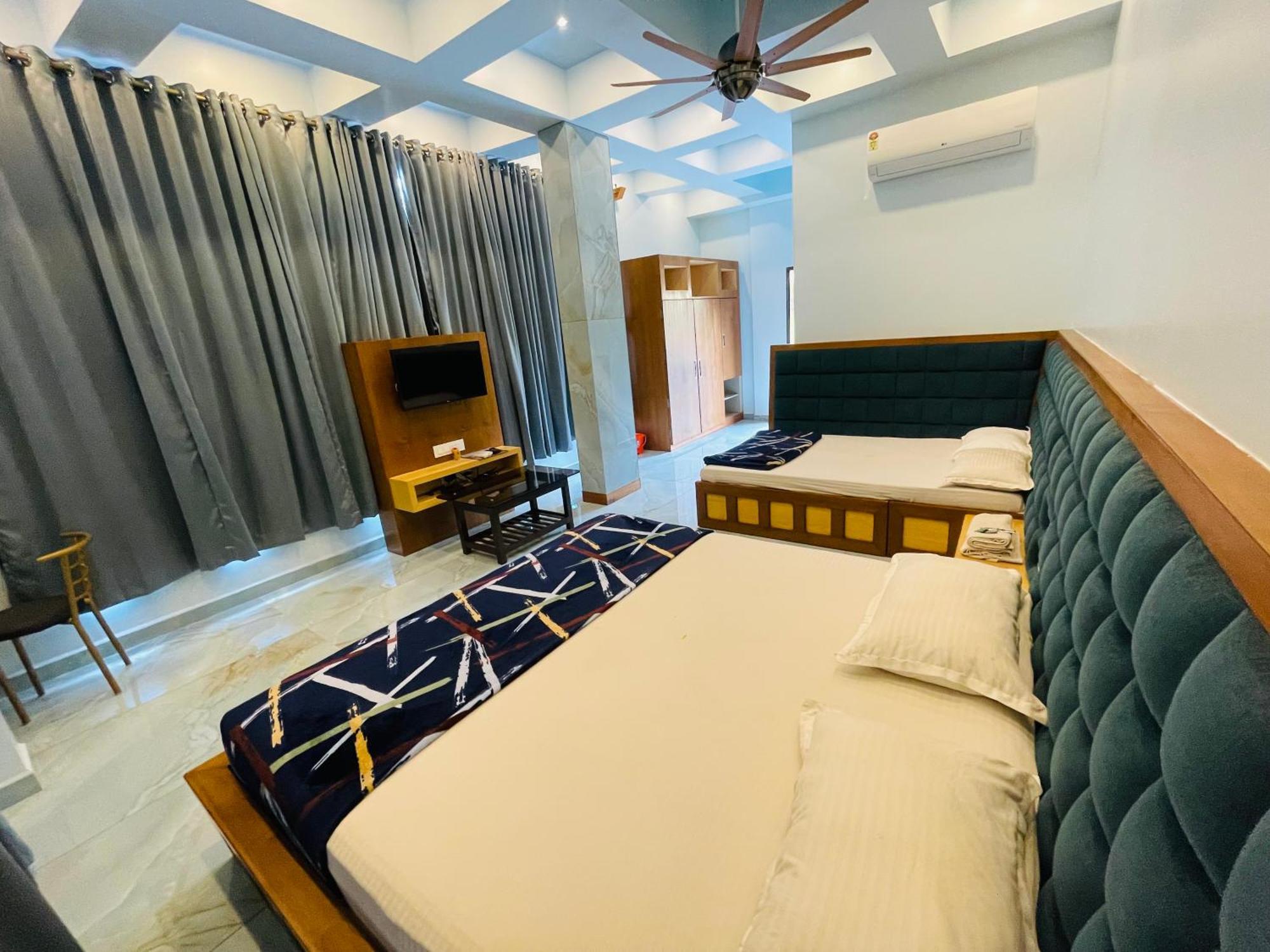 Natural Resort Panhala Екстер'єр фото